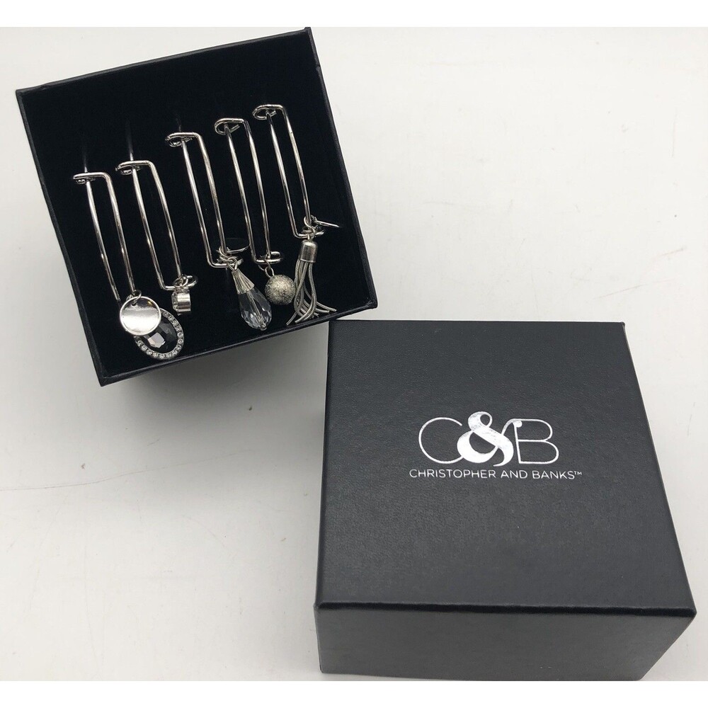 NEW Christopher & Banks Silver Tone Charm Bangle Bracelet Set of 5 🎁🧑‍🎄❤️
